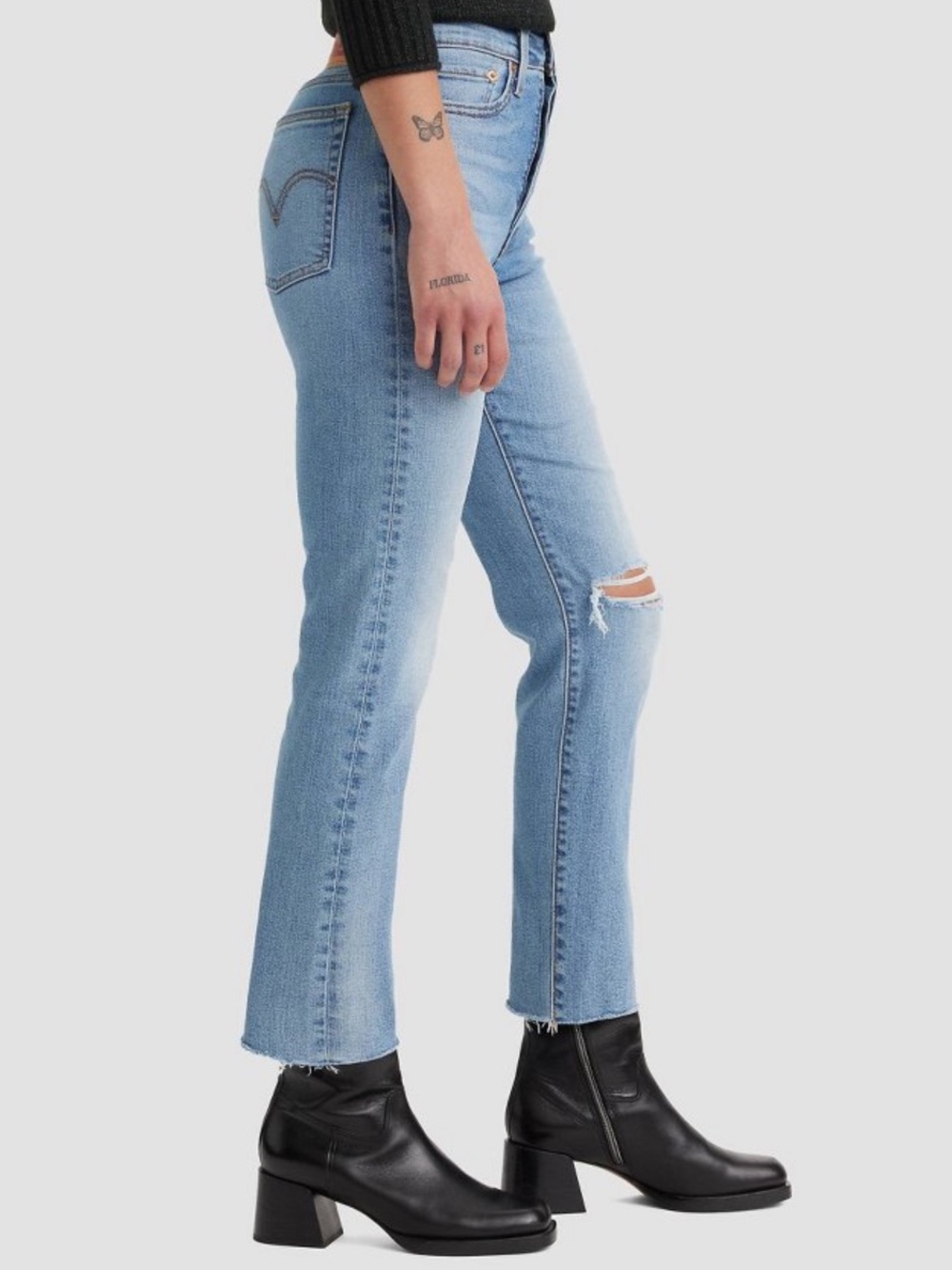 NWT Levi’s High Rise Wedgie Straight Cropped Jeans Night Sight Medium Size 27